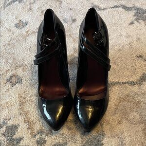 Jessica Simpson Glossy Black Heels